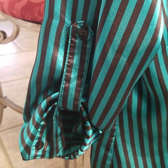 Blouse - Picture 2 of 4